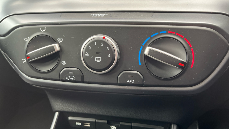 Hyundai BAYON 1.0 TGDi 48V MHEV SE Connect 5dr DCT Petrol Hatchback